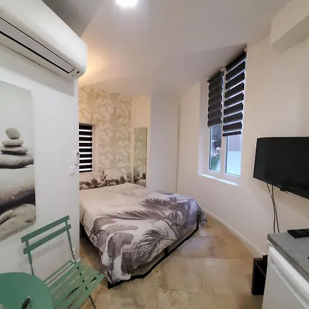 Studio Centre Cannes Forville